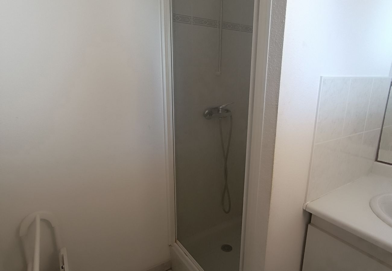 Appartement à Soulac-sur-Mer - Appartement proche mer - A04102 