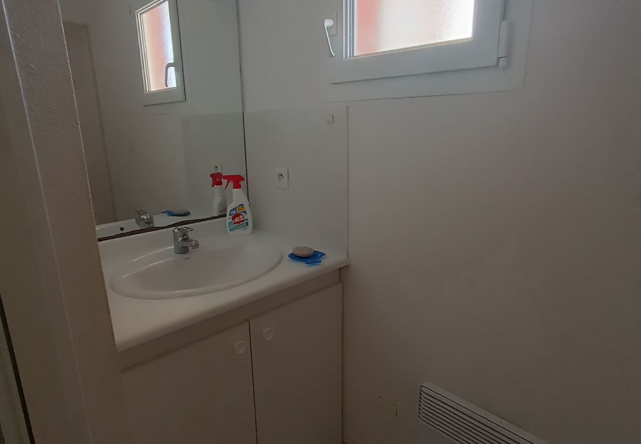 Appartement à Soulac-sur-Mer - Appartement proche mer - A04102 