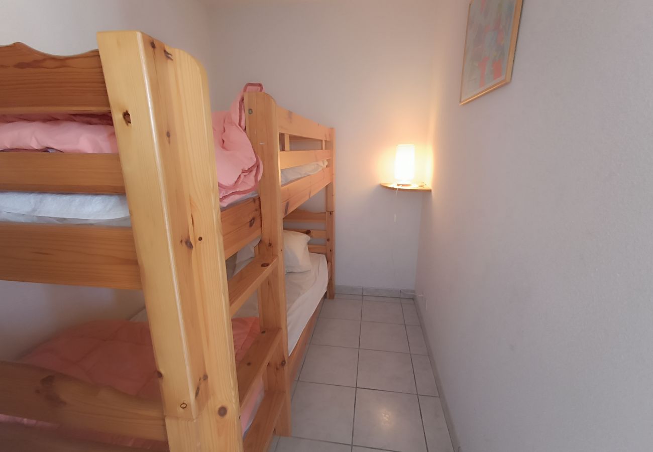 Appartement à Soulac-sur-Mer - Appartement proche mer - A04102 