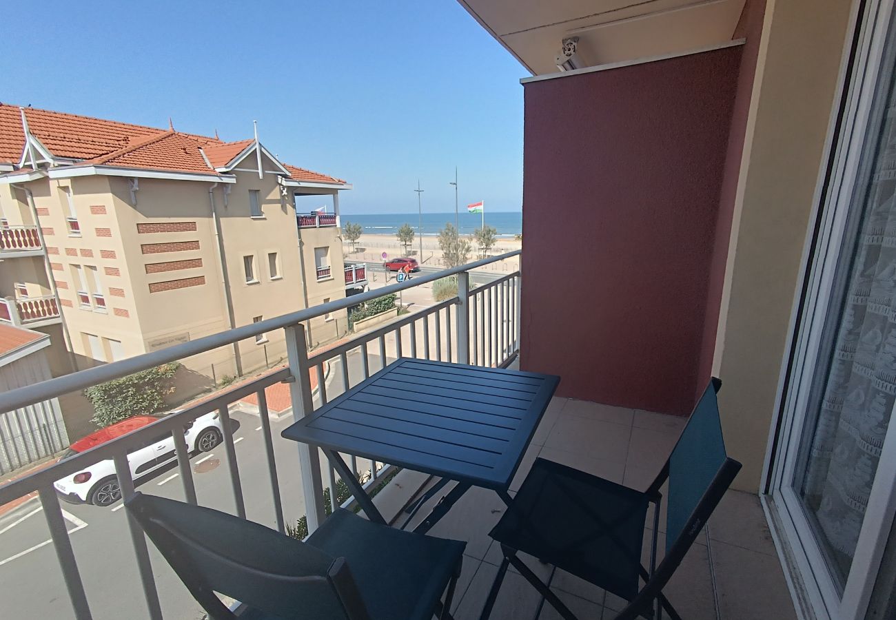 Appartement à Soulac-sur-Mer - Appartement proche mer - A04102 