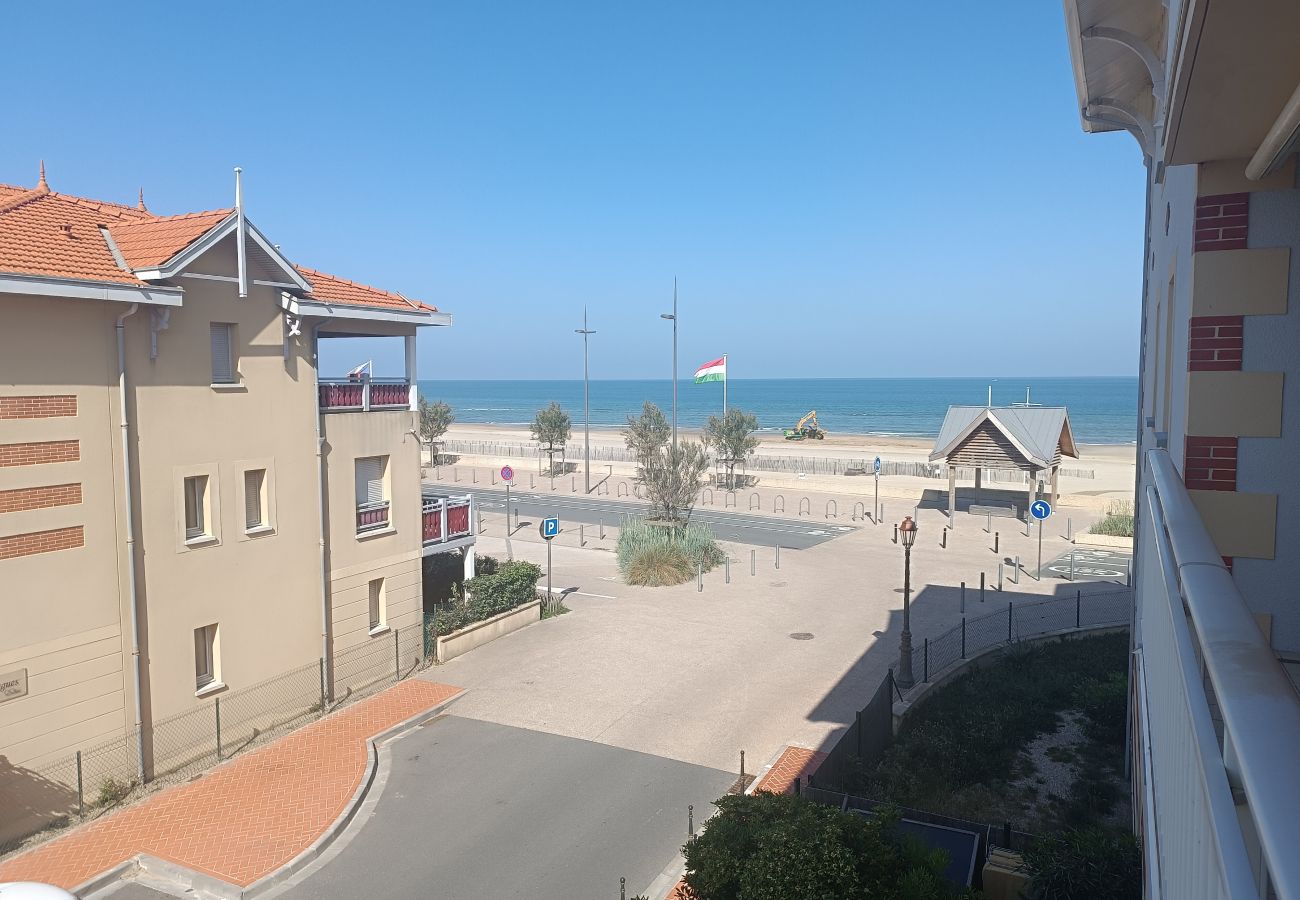 Appartement à Soulac-sur-Mer - Appartement proche mer - A04102 
