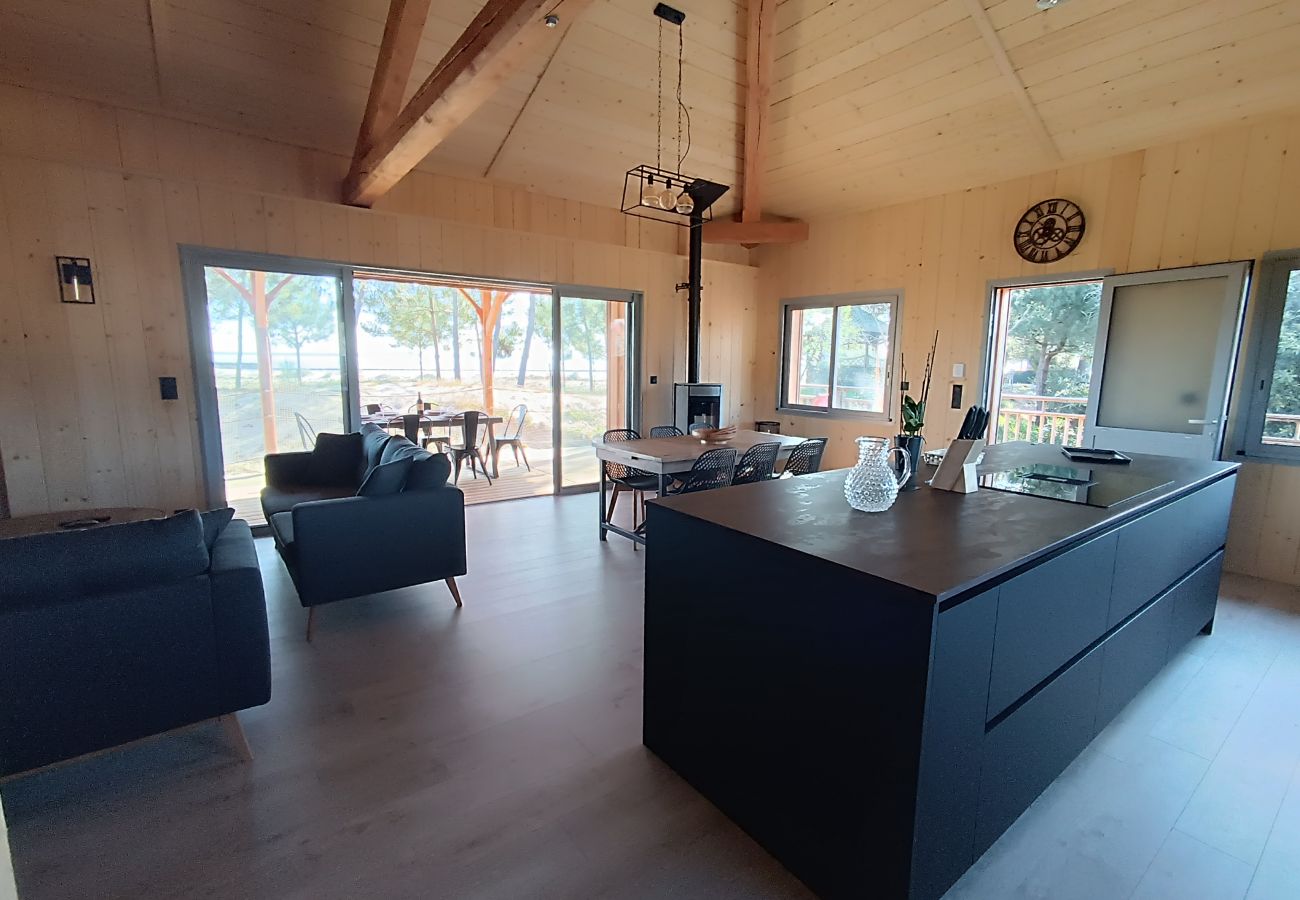 Maison à Le Verdon-sur-Mer - Maison en bois sur pilotis - 4218 