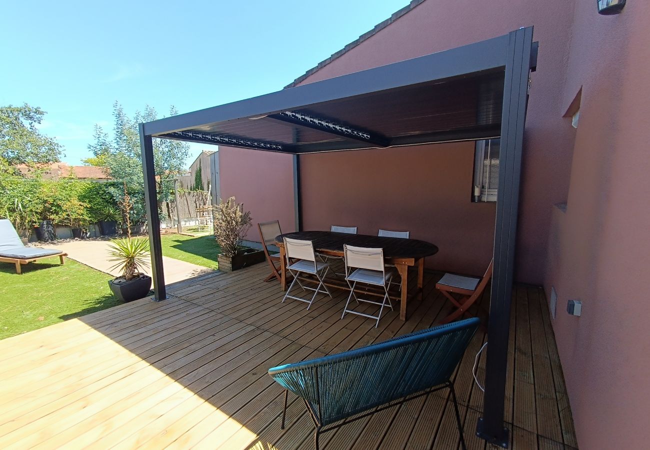 Maison mitoyenne à Soulac-sur-Mer - Maison mitoyenne dans un lotissement calme - 2027