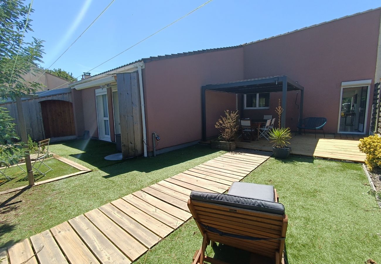 Maison mitoyenne à Soulac-sur-Mer - Maison mitoyenne dans un lotissement calme - 2027
