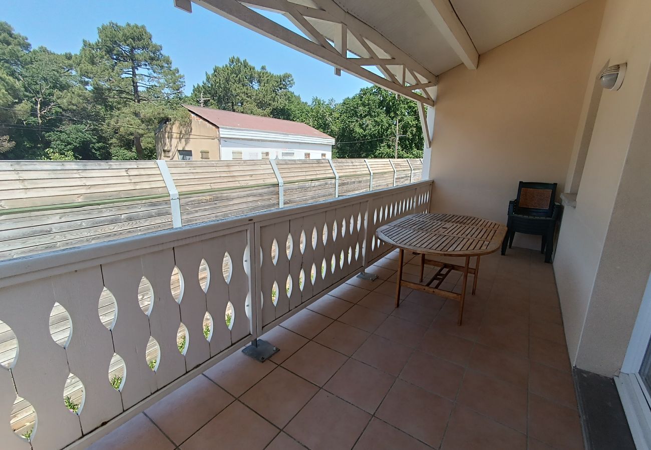 Appartement à Soulac-sur-Mer - Appartement dans résidence avec piscine - 4799