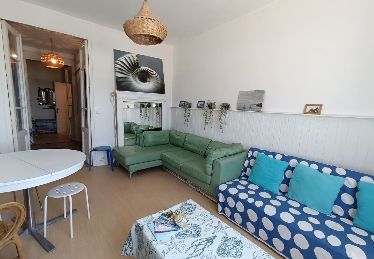 Appartement à Soulac-sur-Mer - Appartement avec une magnifique vue mer - 0014